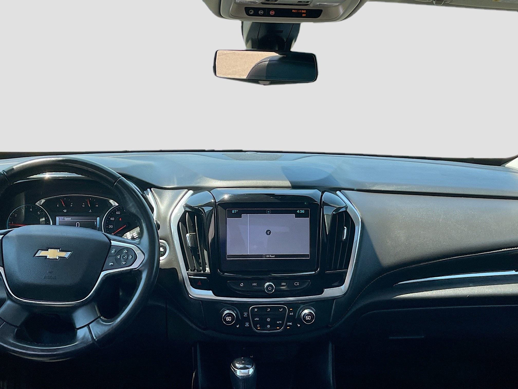 Used 2019 Chevrolet Traverse 3LT with VIN 1GNEVHKWXKJ135823 for sale in Boone, IA