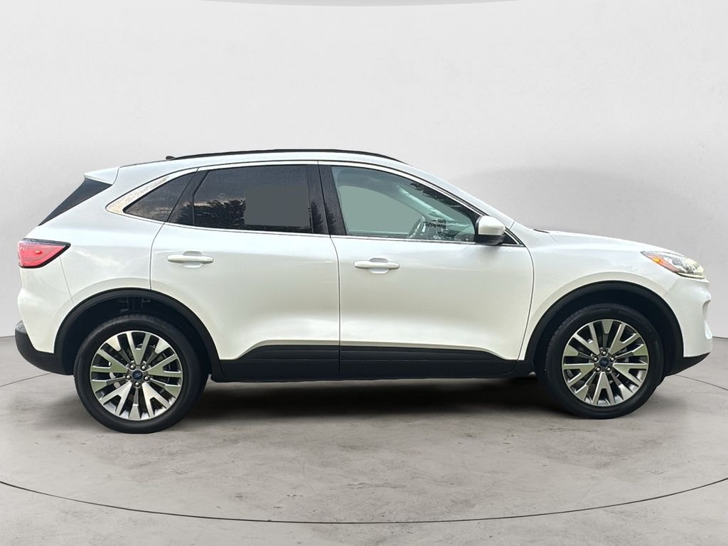 Used 2022 Ford Escape Titanium SUV
