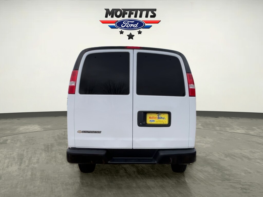 Used 2022 Chevrolet Express 2500 LS Minivan/Van