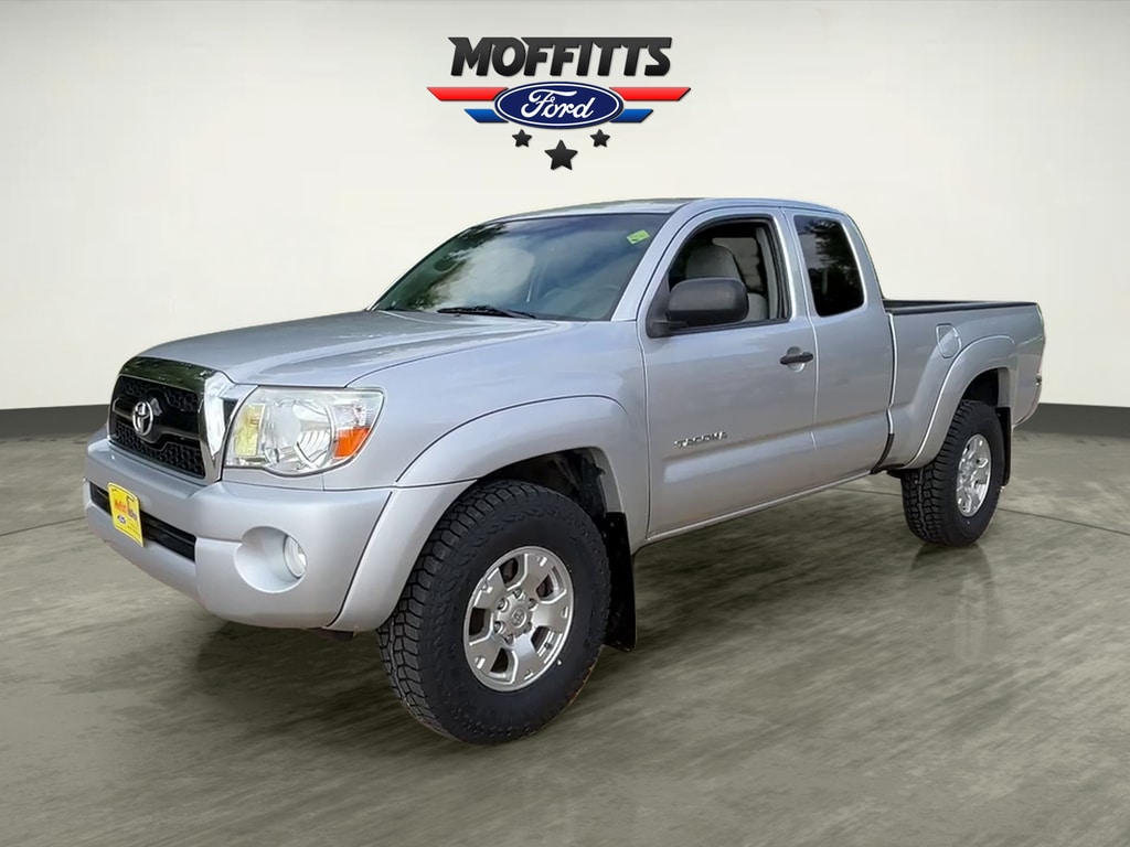 Used 2011 Toyota Tacoma PreRunner with VIN 5TFTU4GN5BX008728 for sale in Boone, IA