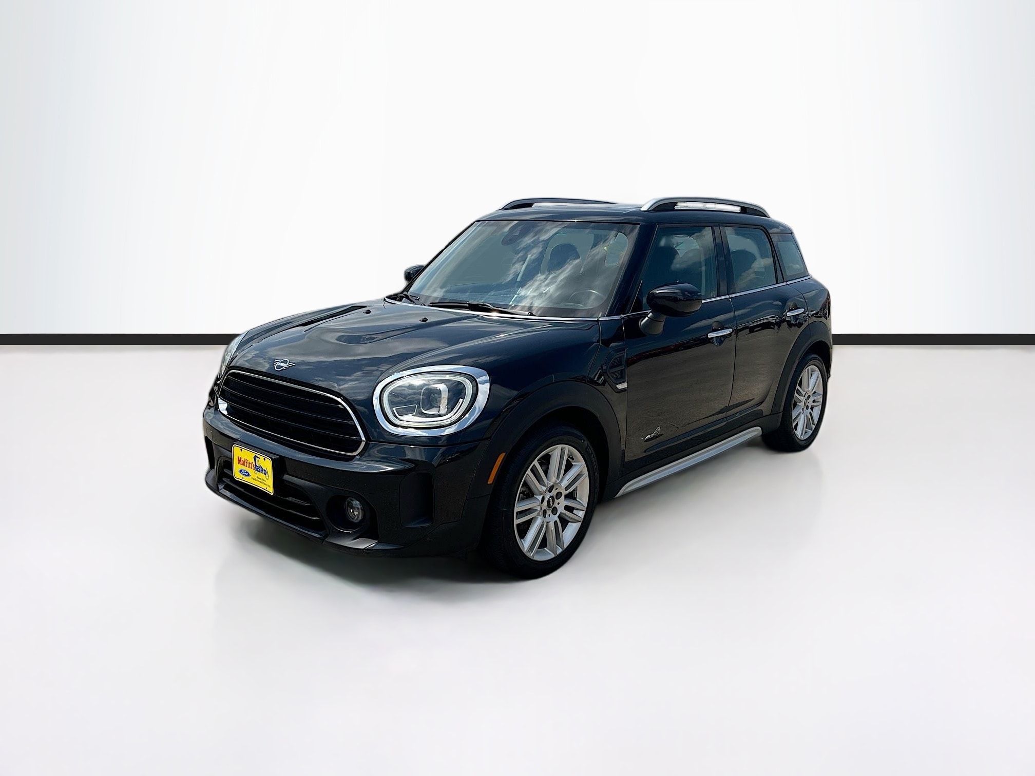 2022 MINI Countryman Oxford Edition's photo