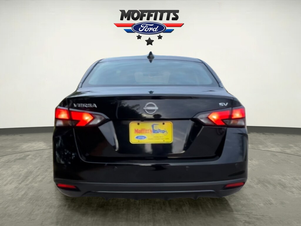 Used 2023 Nissan Versa 1.6 SV Sedan