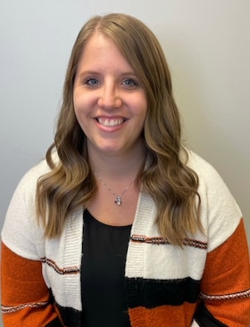 Staff member Katie from ID_daf38e206a69
