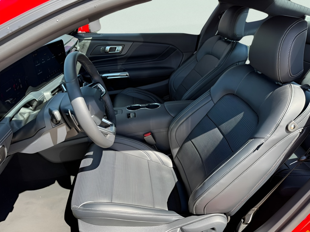 2025 Ford Mustang GT Premium Fastback - Photo 10