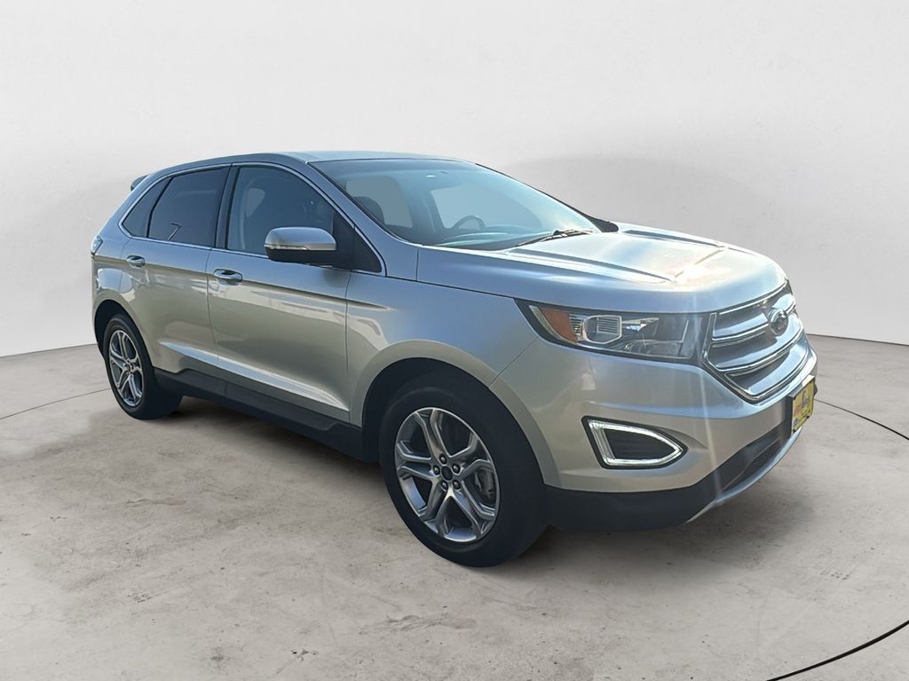 2018 Ford Edge Titanium photo 3