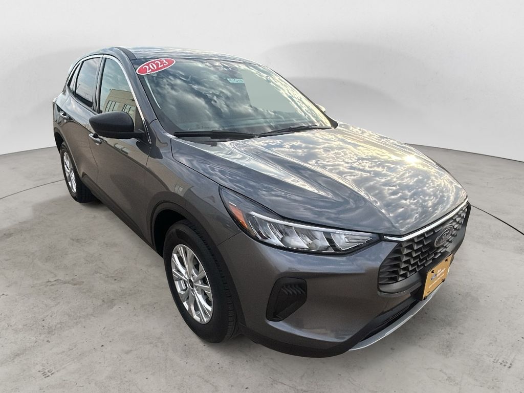 2023 Ford Escape Active photo 3