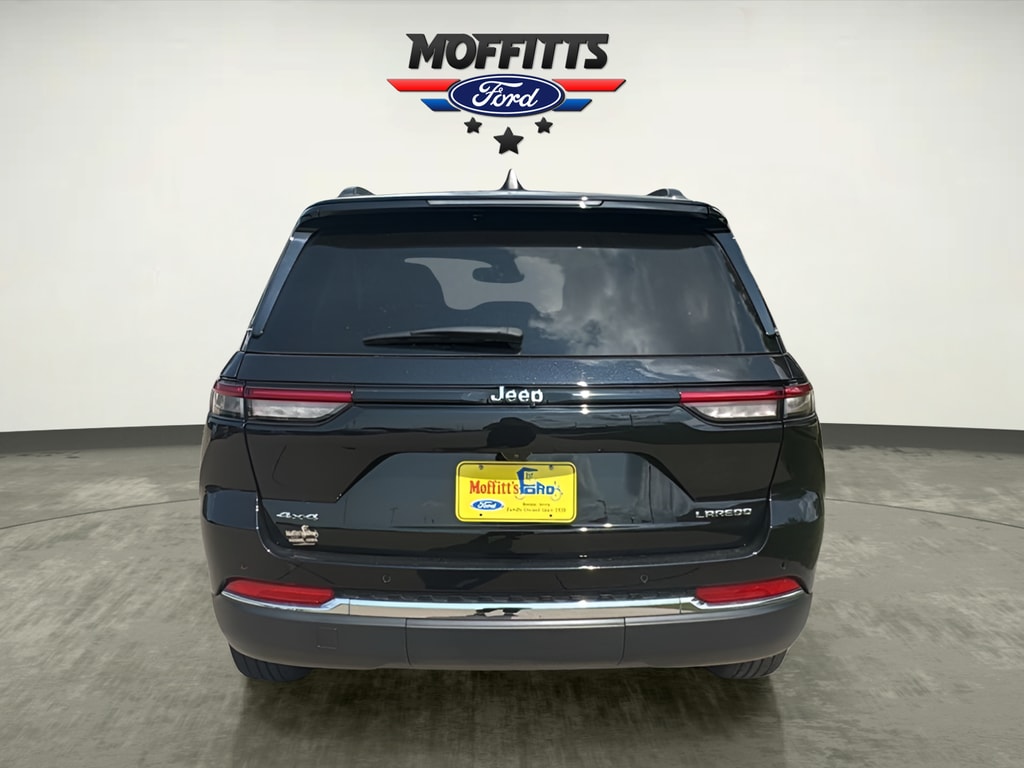 Used 2023 Jeep Grand Cherokee Laredo SUV