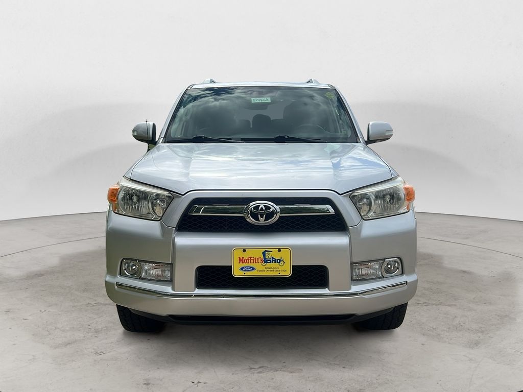 2011 Toyota 4Runner SR5 photo 2