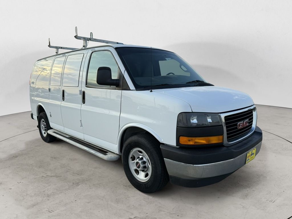 2017 Gmc Savana 2500 Cargo photo 3
