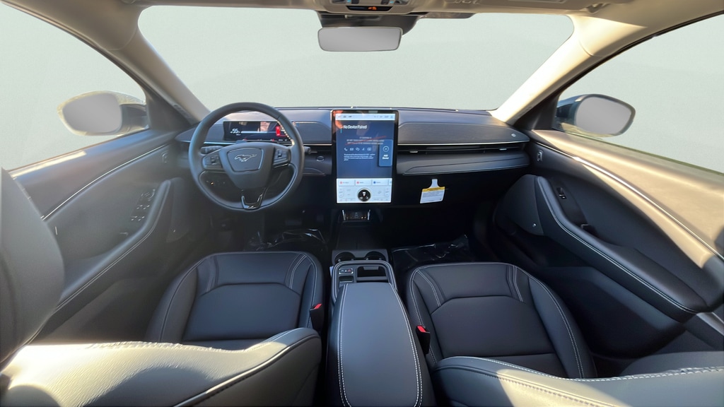 2025 Ford Mustang Mach-E Premium - Photo 9