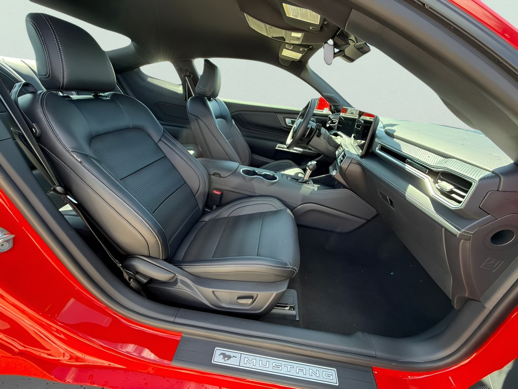 2025 Ford Mustang GT Premium Fastback - Photo 13