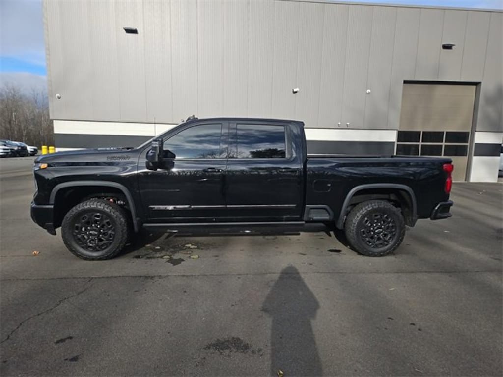 Used 2024 Chevrolet Silverado 2500 HD High Country Truck