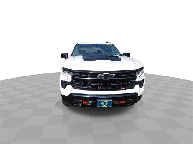 2025 Chevrolet Silverado 1500 LT Trail Boss photo 2