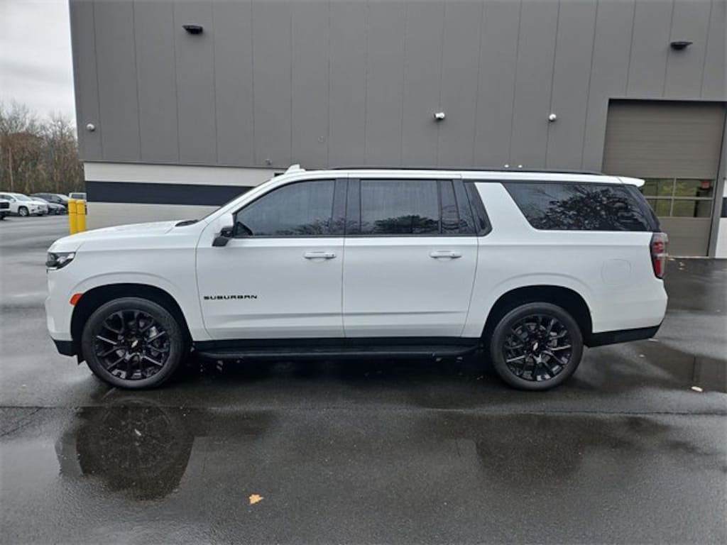 Used 2023 Chevrolet Suburban RST SUV