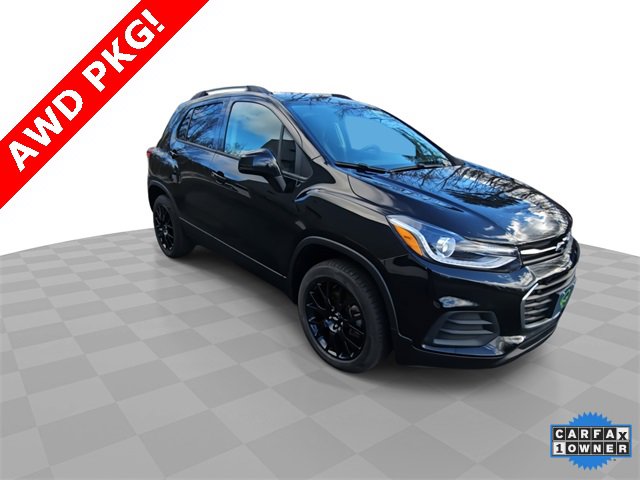 2021 Chevrolet Trax LT photo 2