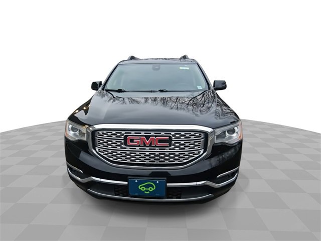 2017 Gmc Acadia Denali photo 2