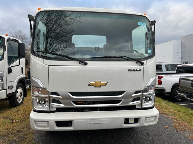 2024 Chevrolet Silverado 4500HD photo 3