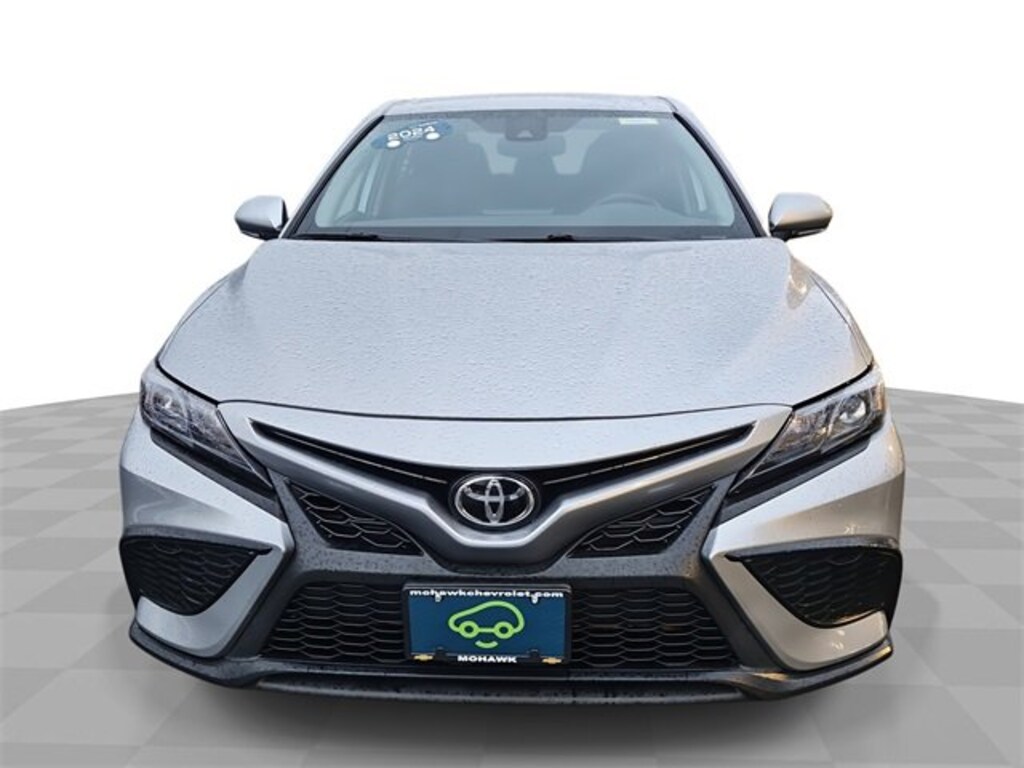 Used 2024 Toyota Camry SE Sedan