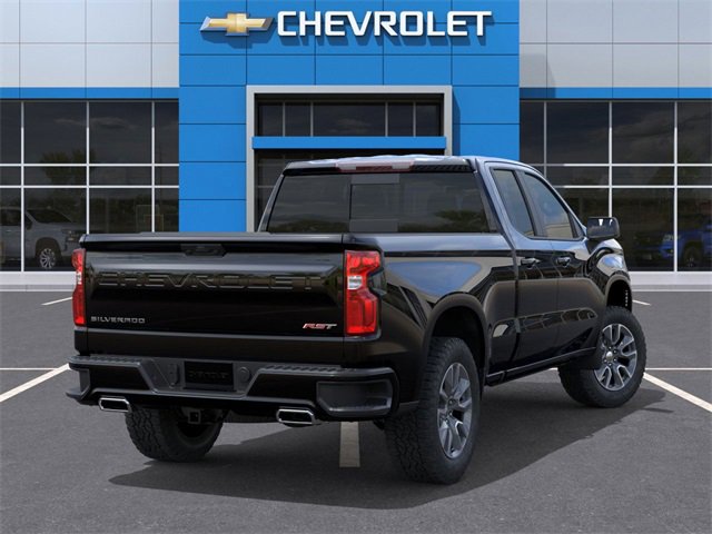 2026 Chevrolet Silverado RST photo 4