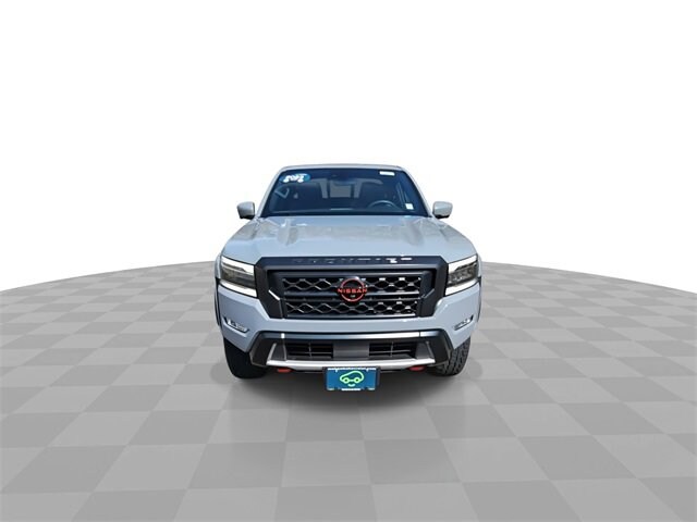 2023 Nissan Frontier PRO-4X photo 3