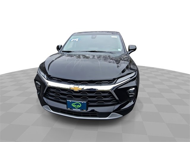 2025 Chevrolet Blazer 2LT photo 3