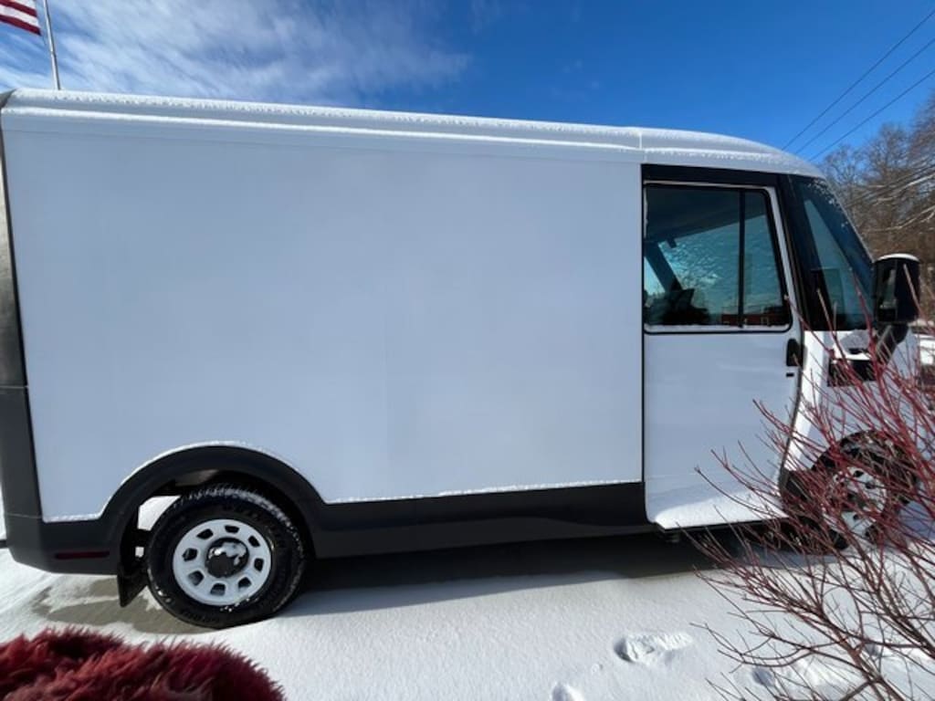 New 2025 Chevrolet BrightDrop 400 EJZ Commercial Van