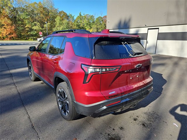 2025 Chevrolet Equinox RS photo 2