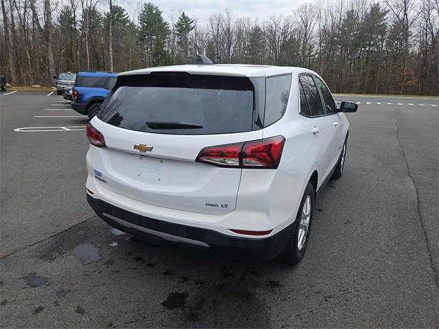 2022 Chevrolet Equinox LT photo 4