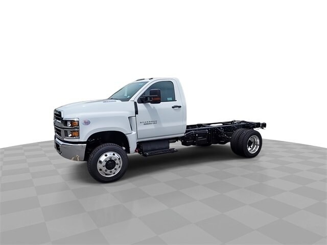 2024 Chevrolet Silverado 5500HD Work Truck photo 4