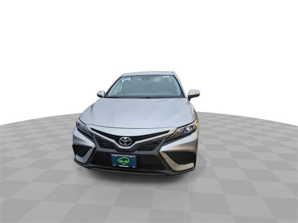 Used 2024 Toyota Camry SE Sedan