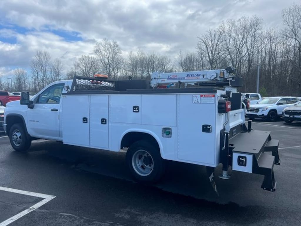 New 2024 Chevrolet Silverado 3500 HD Chassis Cab Work Truck Truck