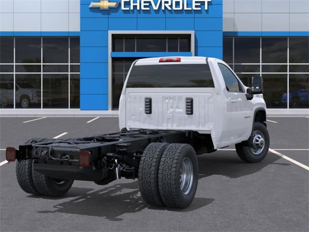 New 2025 Chevrolet Silverado 3500 HD Chassis Cab Work Truck Truck