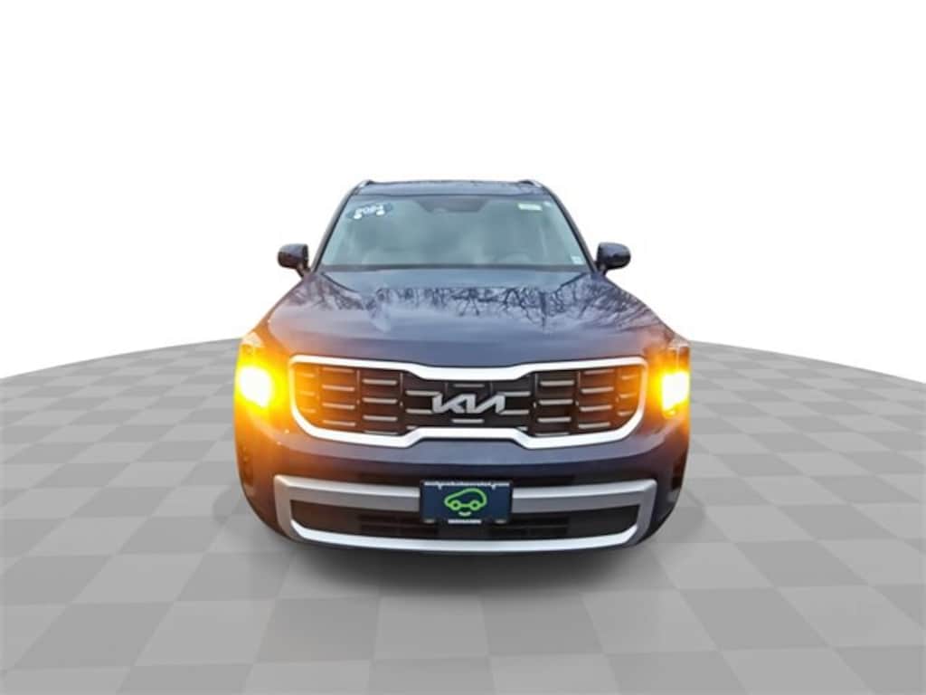 Used 2024 Kia Telluride S SUV