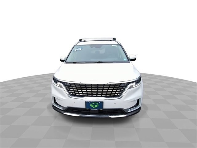 2022 Kia Carnival SX photo 2