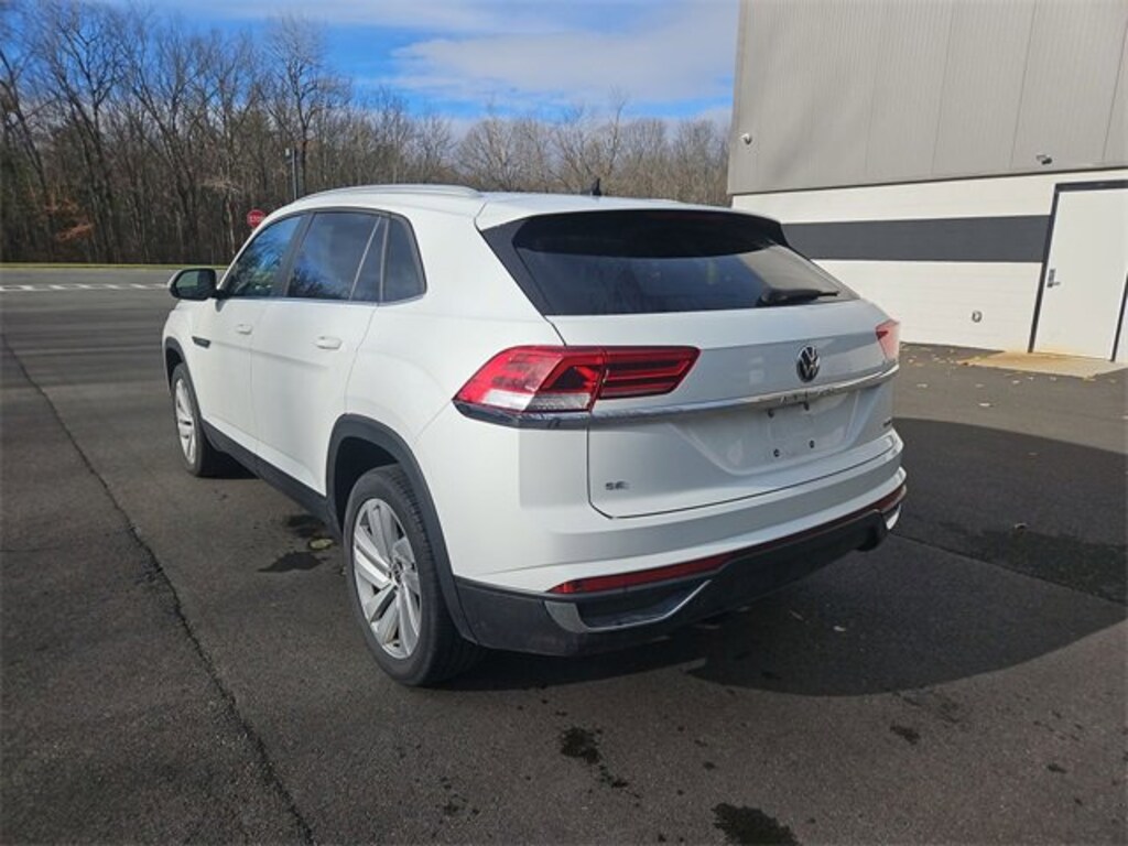 Used 2021 Volkswagen Atlas Cross Sport 2.0T SE w/Technology SUV