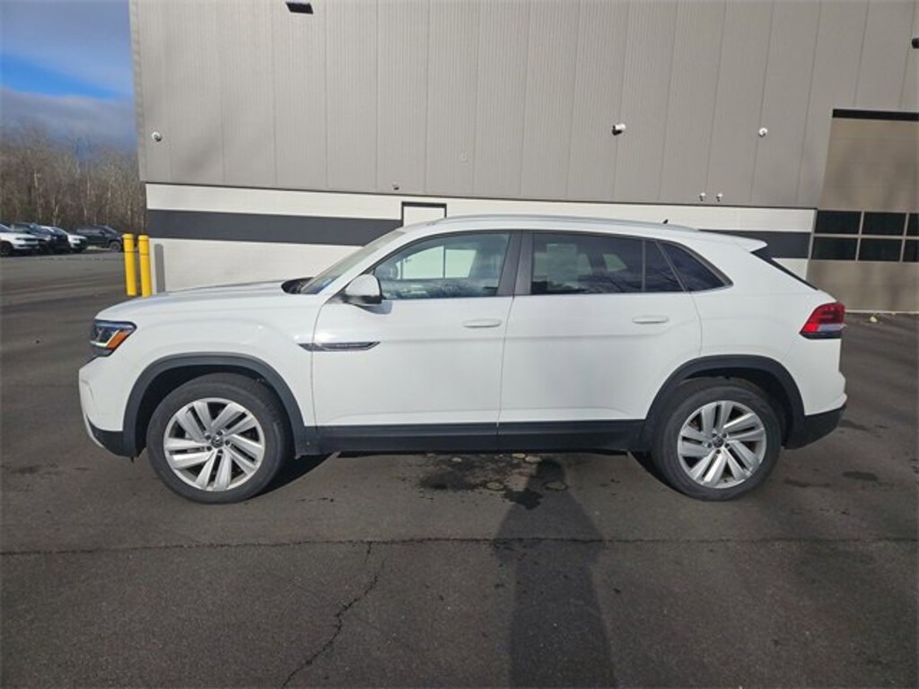 Used 2021 Volkswagen Atlas Cross Sport 2.0T SE w/Technology SUV