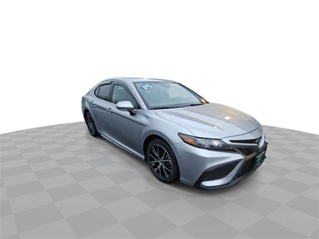 Used 2024 Toyota Camry SE Sedan