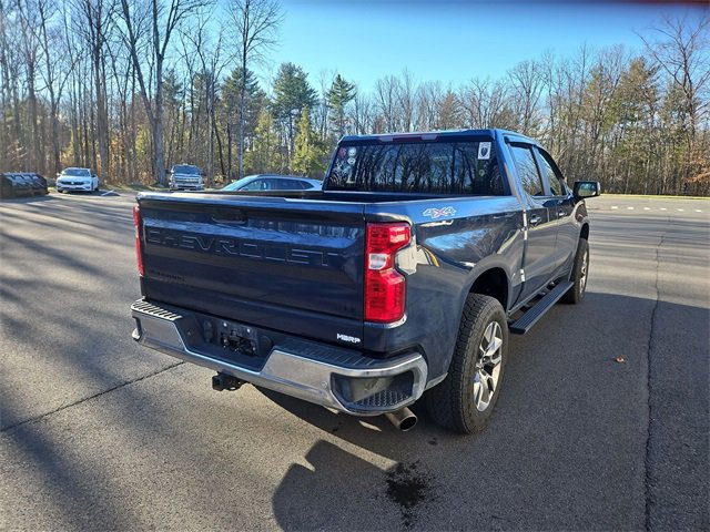 2022 Chevrolet Silverado 1500 LT photo 4