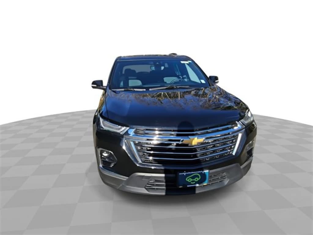 Used 2023 Chevrolet Traverse LT Cloth SUV