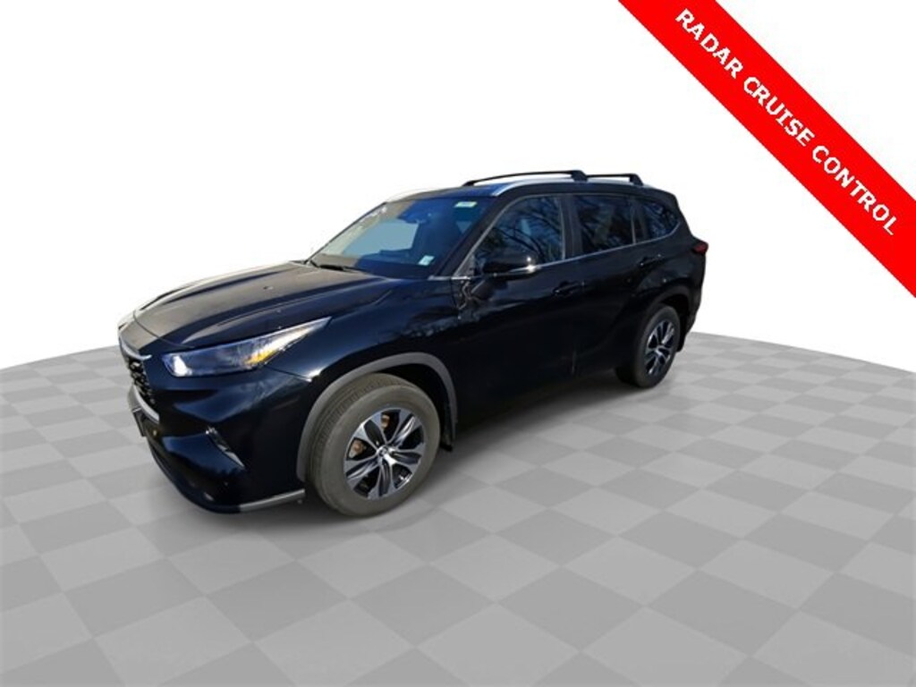 Used 2023 Toyota Highlander XLE SUV