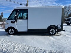 2025 Chevrolet BrightDrop 400 FWD 400 Commercial Van