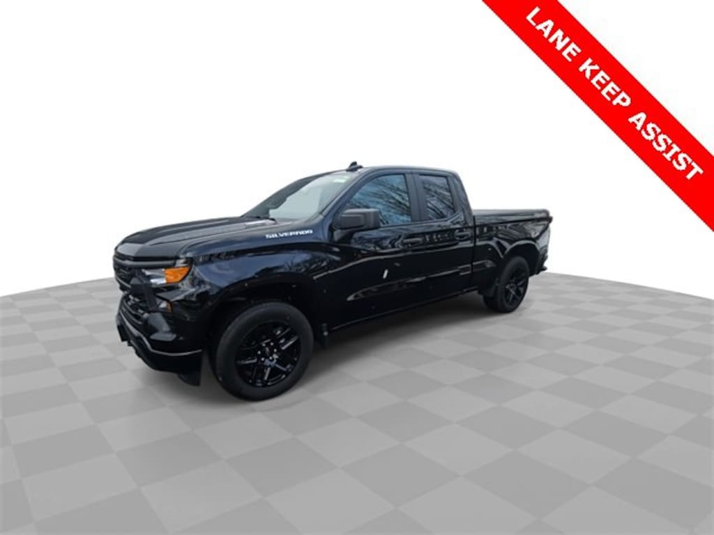 Used 2025 Chevrolet Silverado 1500 Custom Truck