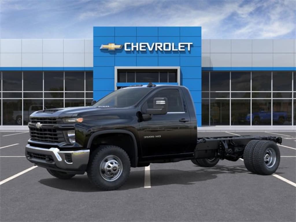 New 2025 Chevrolet Silverado 3500 HD Chassis Cab Work Truck Truck