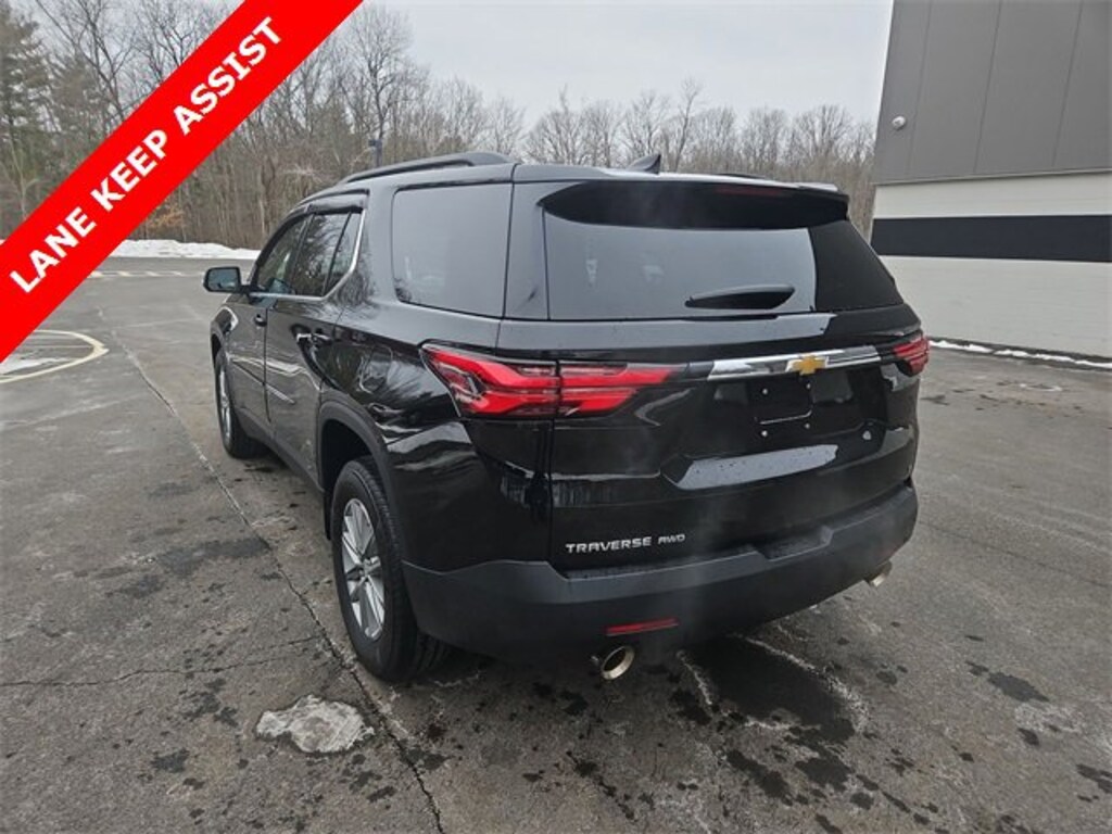 Used 2023 Chevrolet Traverse LT Cloth SUV