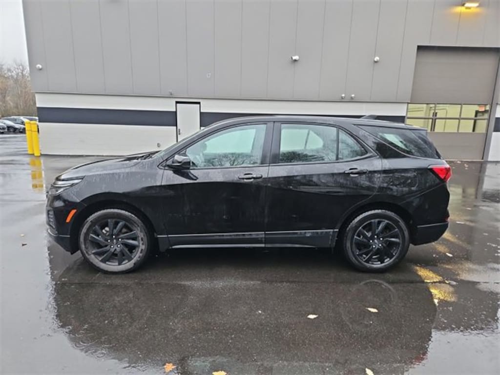 Used 2023 Chevrolet Equinox LS SUV