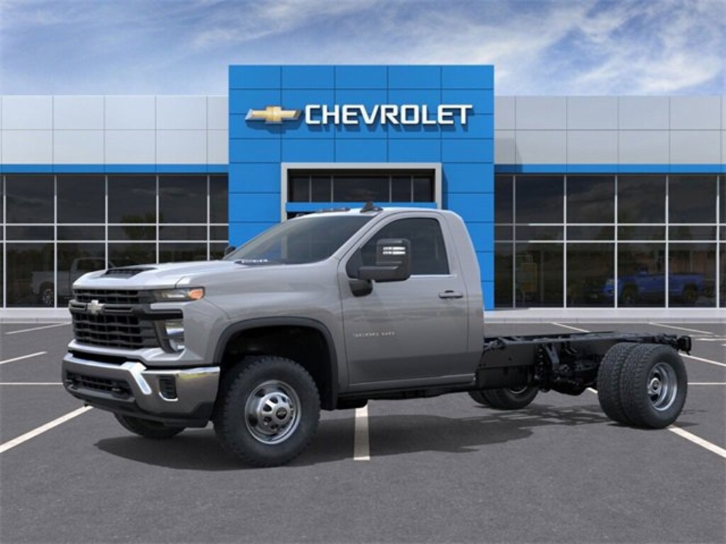 New 2025 Chevrolet Silverado 3500 HD Chassis Cab Work Truck Truck