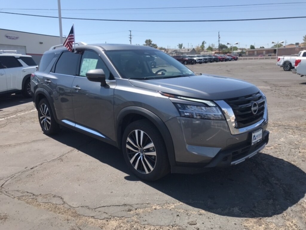 Used 2023 Nissan Pathfinder SUV Platinum for Sale Near Me Barstow Apple