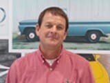 Staff member Ricky Collins from ID_40194e