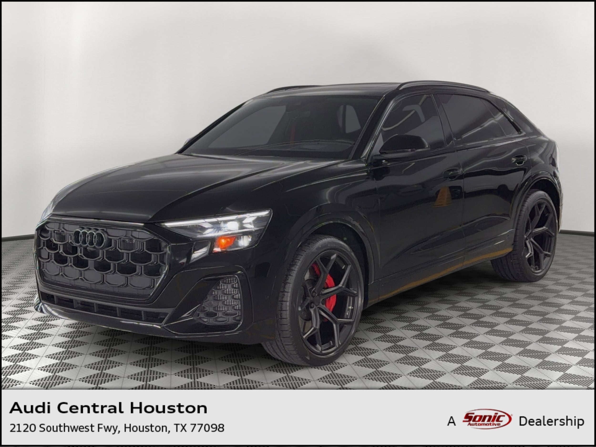 2026 Audi SQ8 Prestige quattro's photo