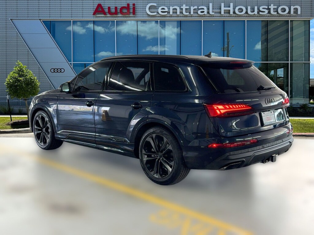New 2026 Audi Q7 55 Premium Plus SUV